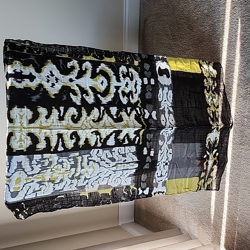 Scarf - Picture 3 of 8